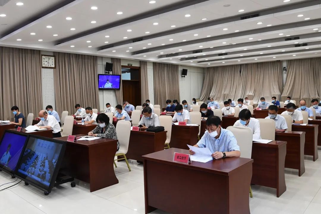 徐建国：四大举措攻坚散煤污染治理 坚决打好蓝天保卫战